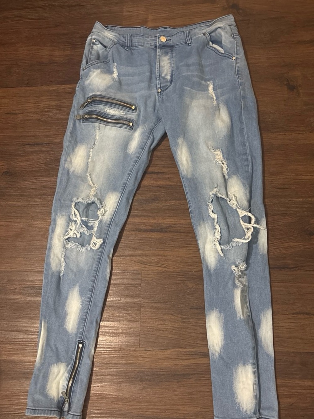 Distressed Light Blue Men’s Slim Fit Jeans